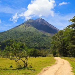 Arenal-Volcano-National-Park.jpg Arenal-Volcano-National-Park.jpg