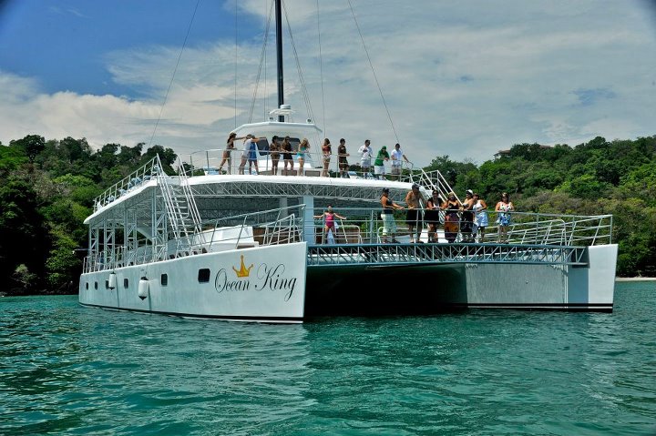 Catamaran-half-day-tour.jpg